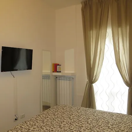 Stylish Roman House *